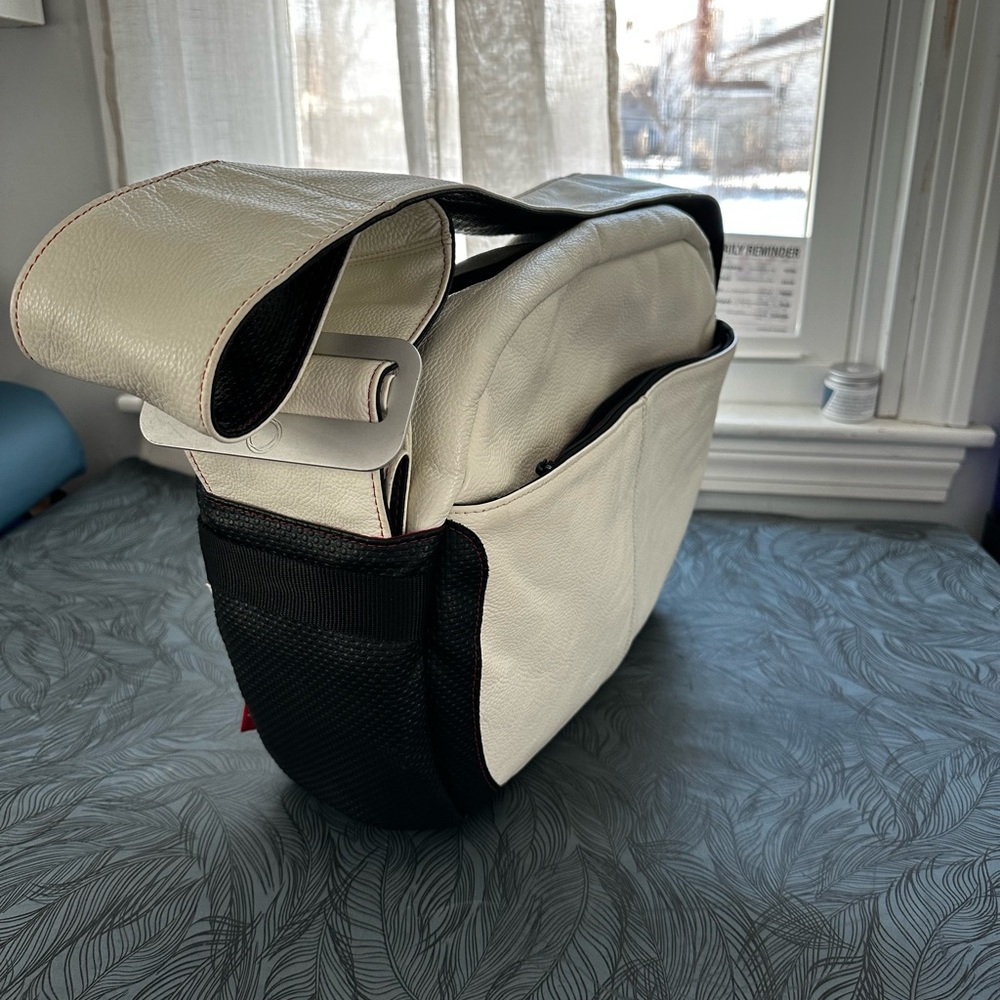 Bugaboo diaper bag, leather Cream and Black Crossbody Bag - Sleek Everyday Carry